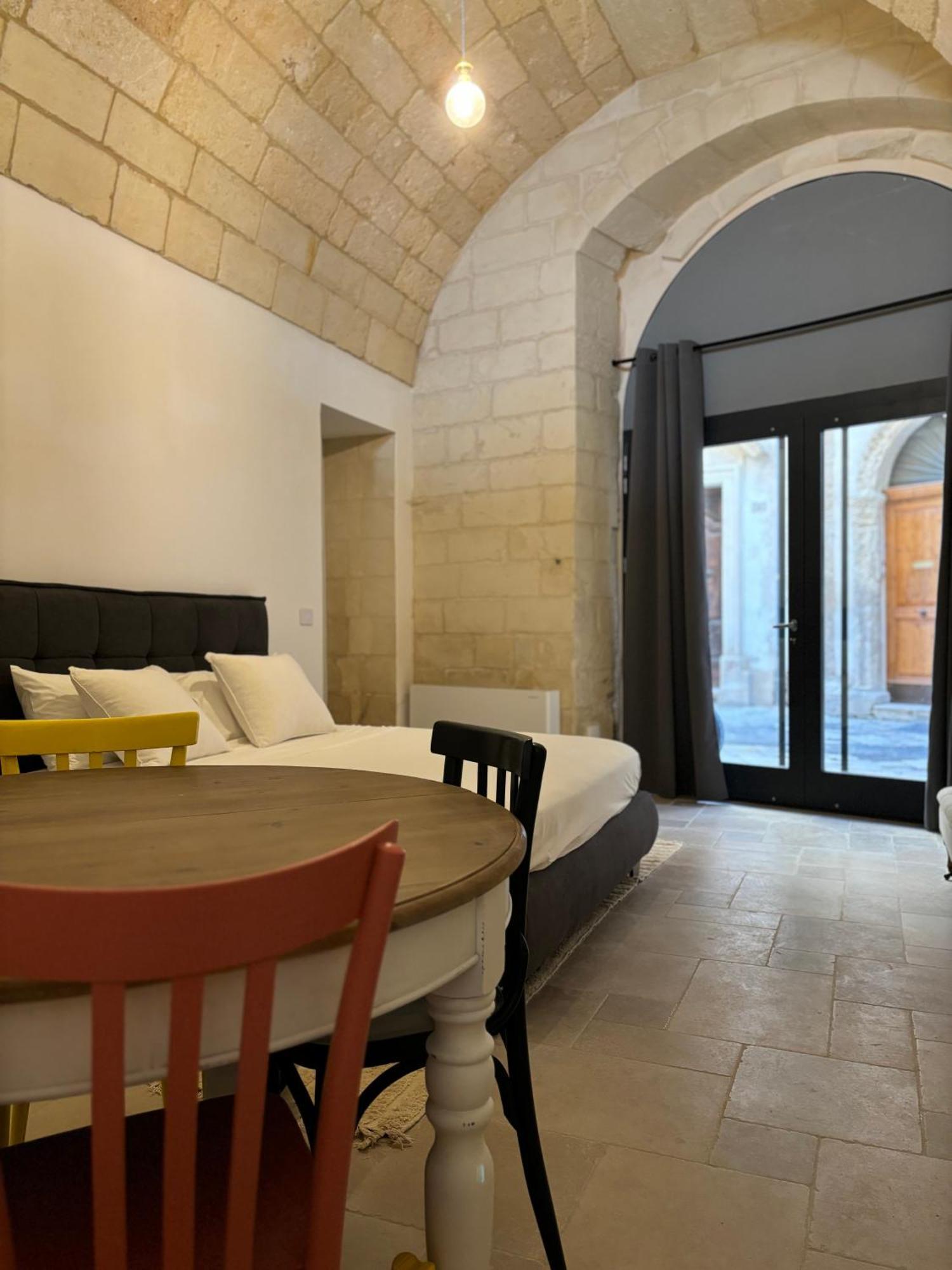 Alora Boutique Suites レッチェ エクステリア 写真