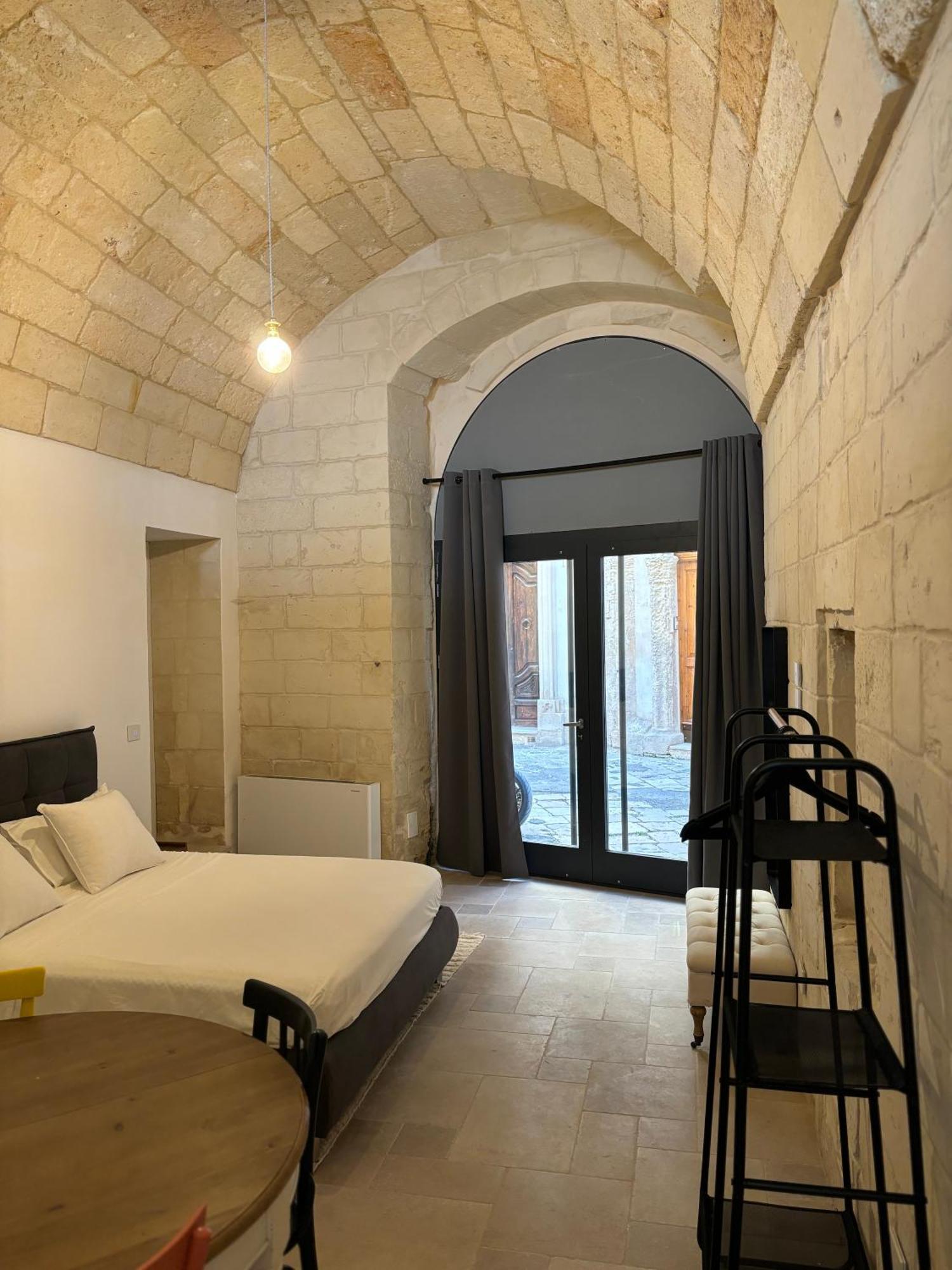 Alora Boutique Suites レッチェ エクステリア 写真