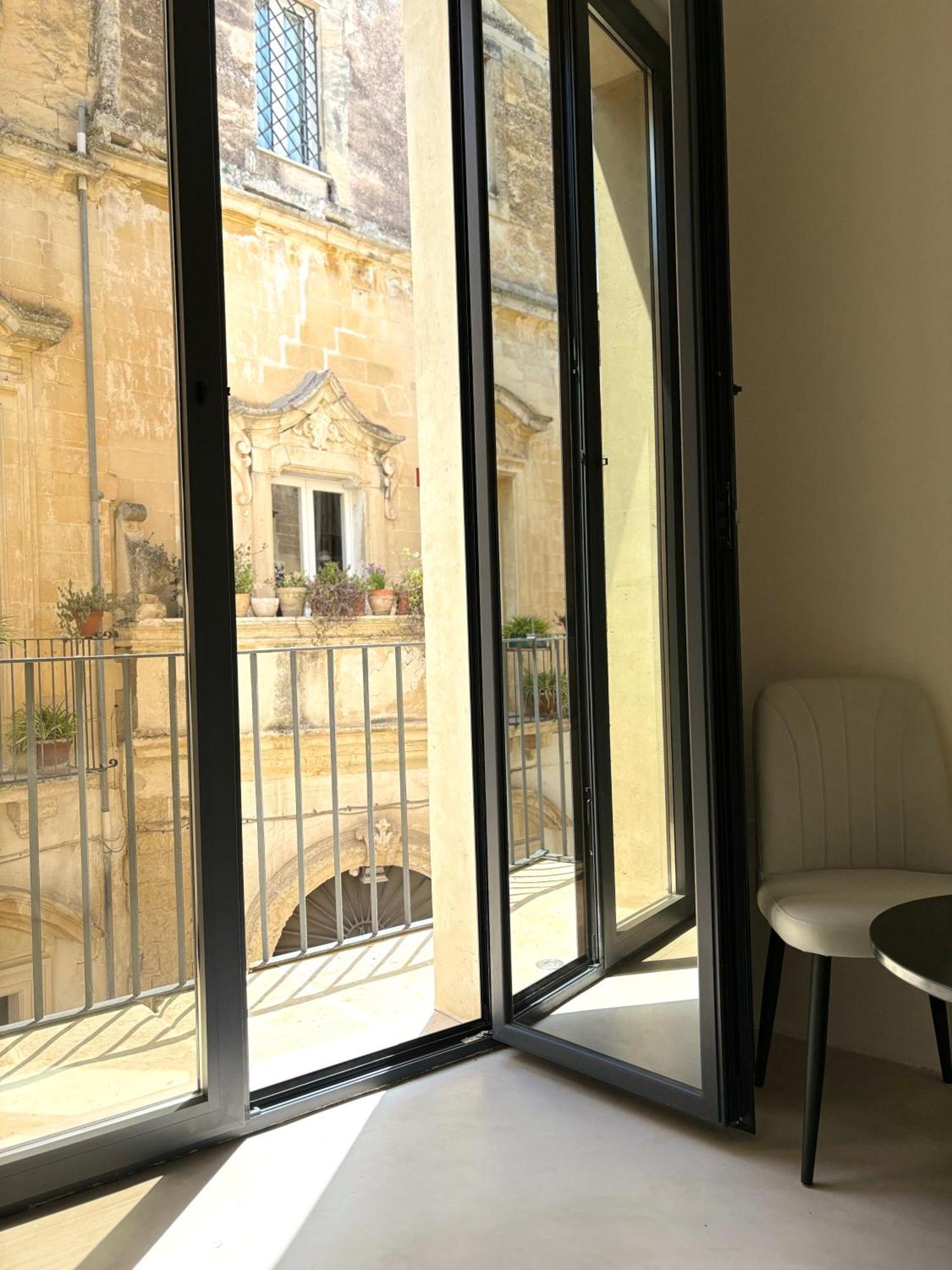 Alora Boutique Suites レッチェ エクステリア 写真