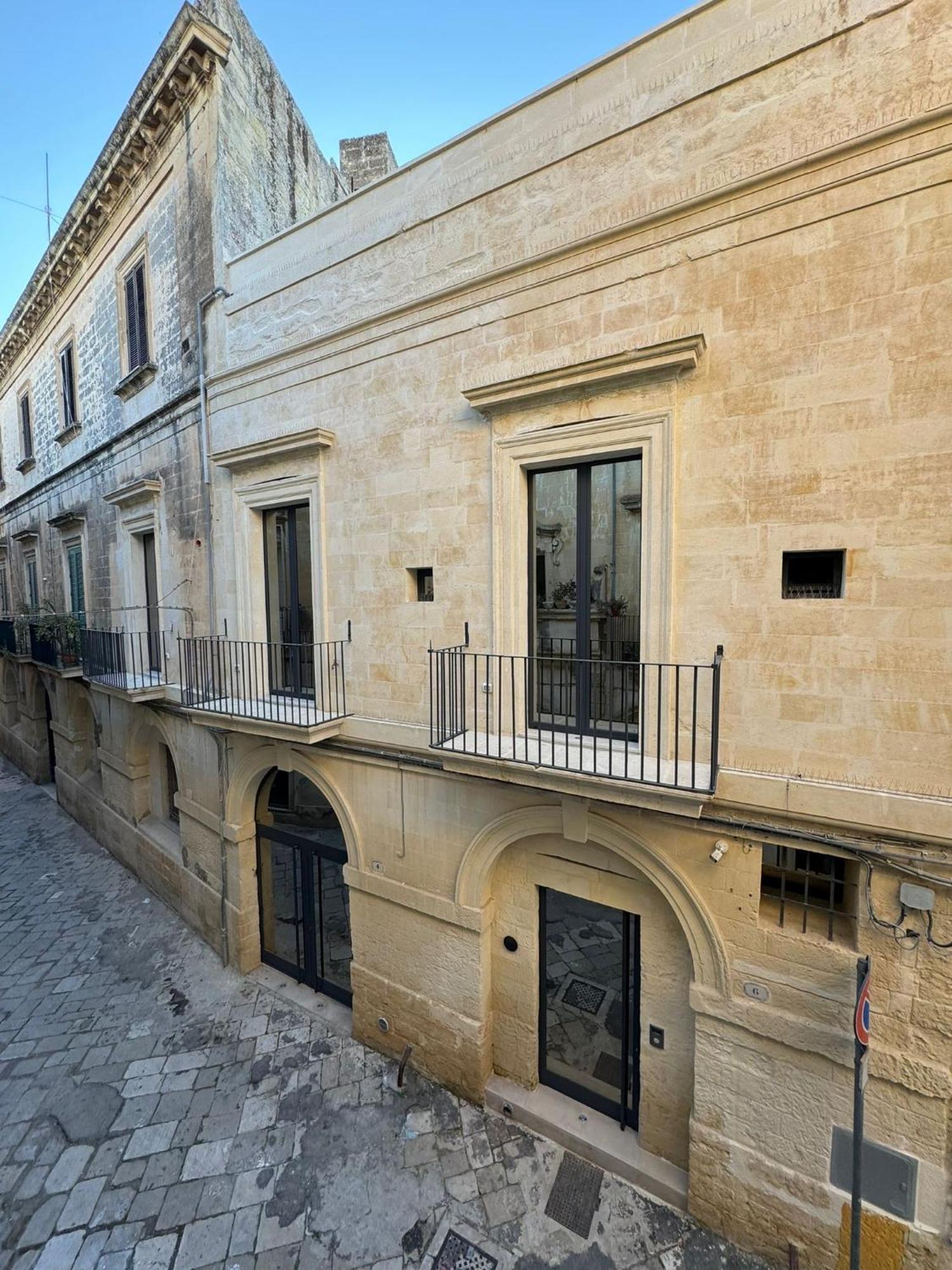 Alora Boutique Suites レッチェ エクステリア 写真